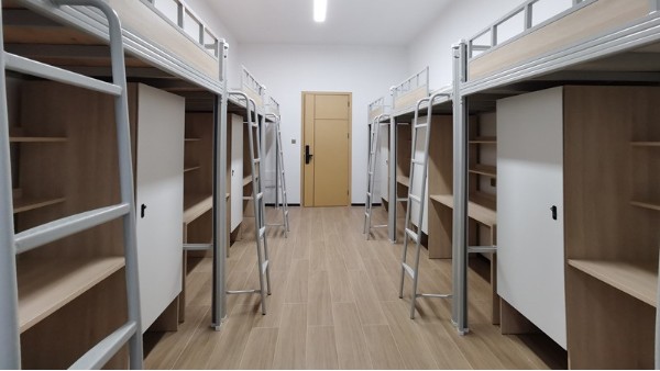 欧曼美格宿舍上床下桌案例|深圳某电子烟公司 欧曼美格宿舍上床下桌案例|深圳某电子烟公司